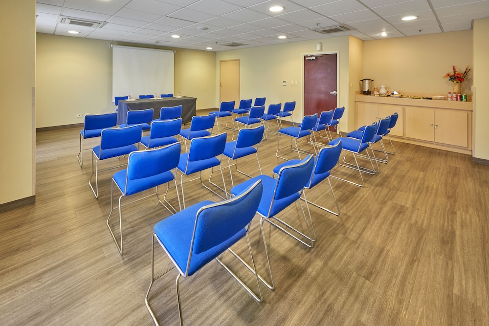 City Express by Marriott San Luis Potosi Zona Universitaria 36/43