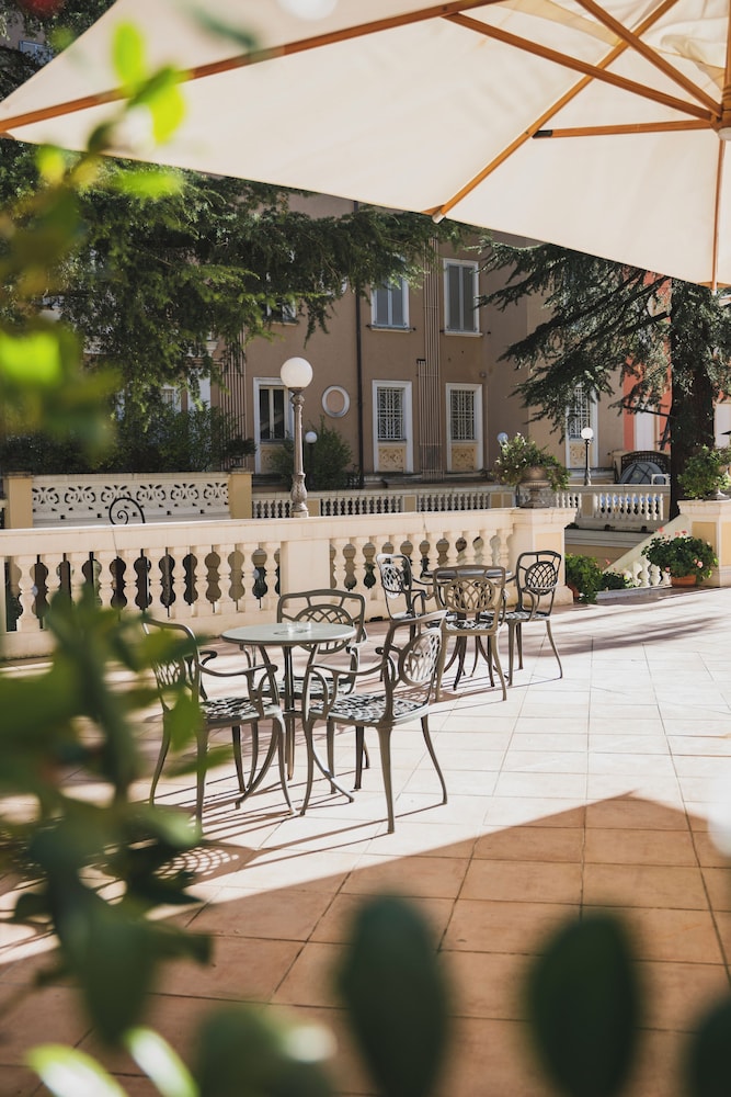 Hotel Helvetia Thermal Spa 36/50