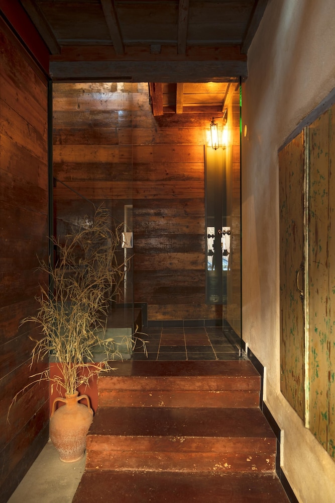 Evans House 23/50