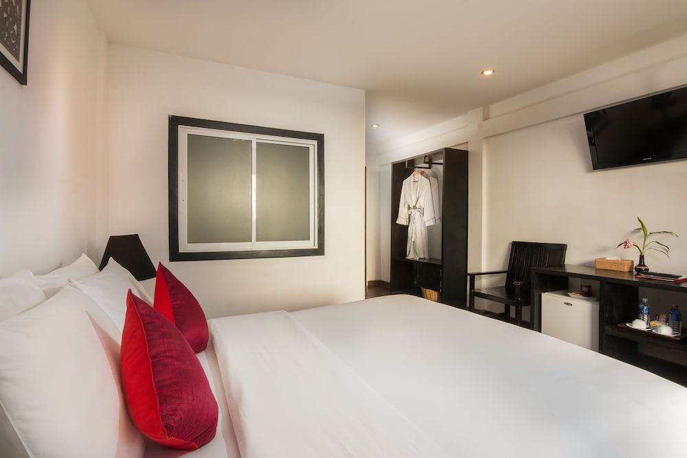 Apsara Centrepole Hotel 18/74