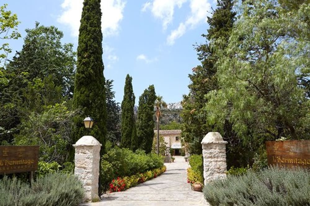 La Hermitage 52/62