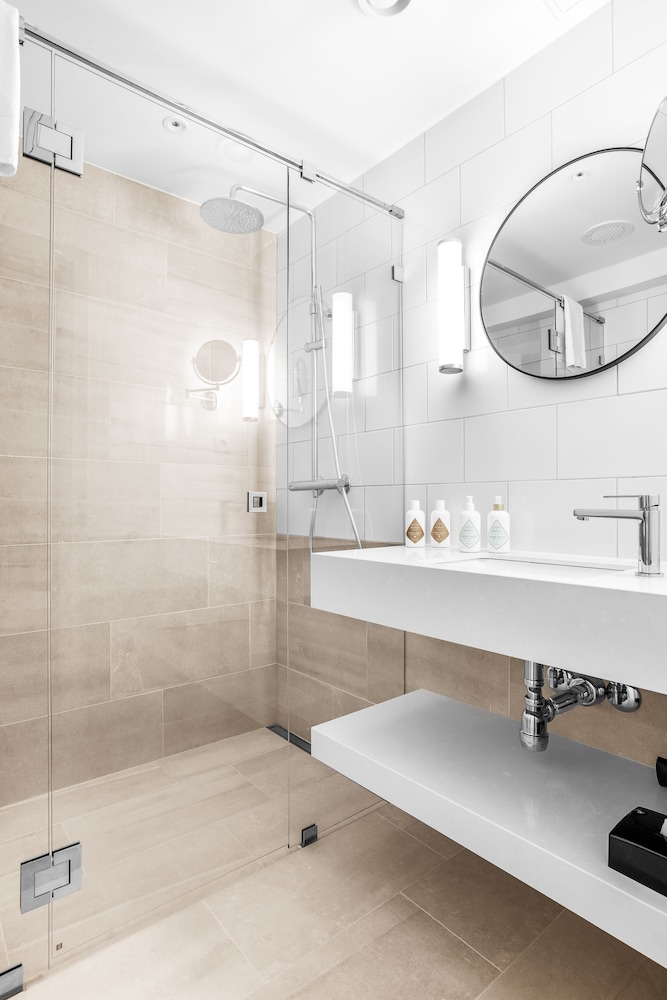Hotel Reisen - The Unbound Collection by Hyatt 25/76