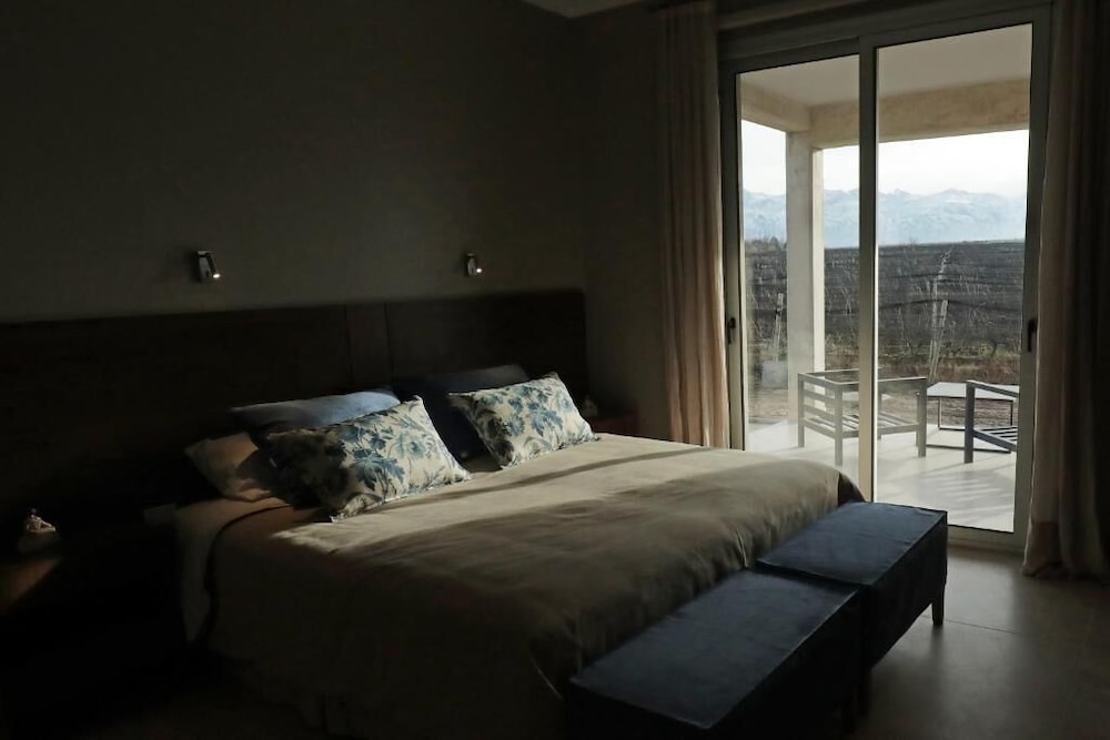 Gaia Lodge 15/43