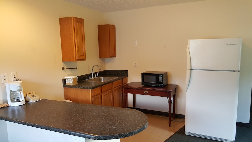 High Falls Hide-A-Way Lodging 16/49
