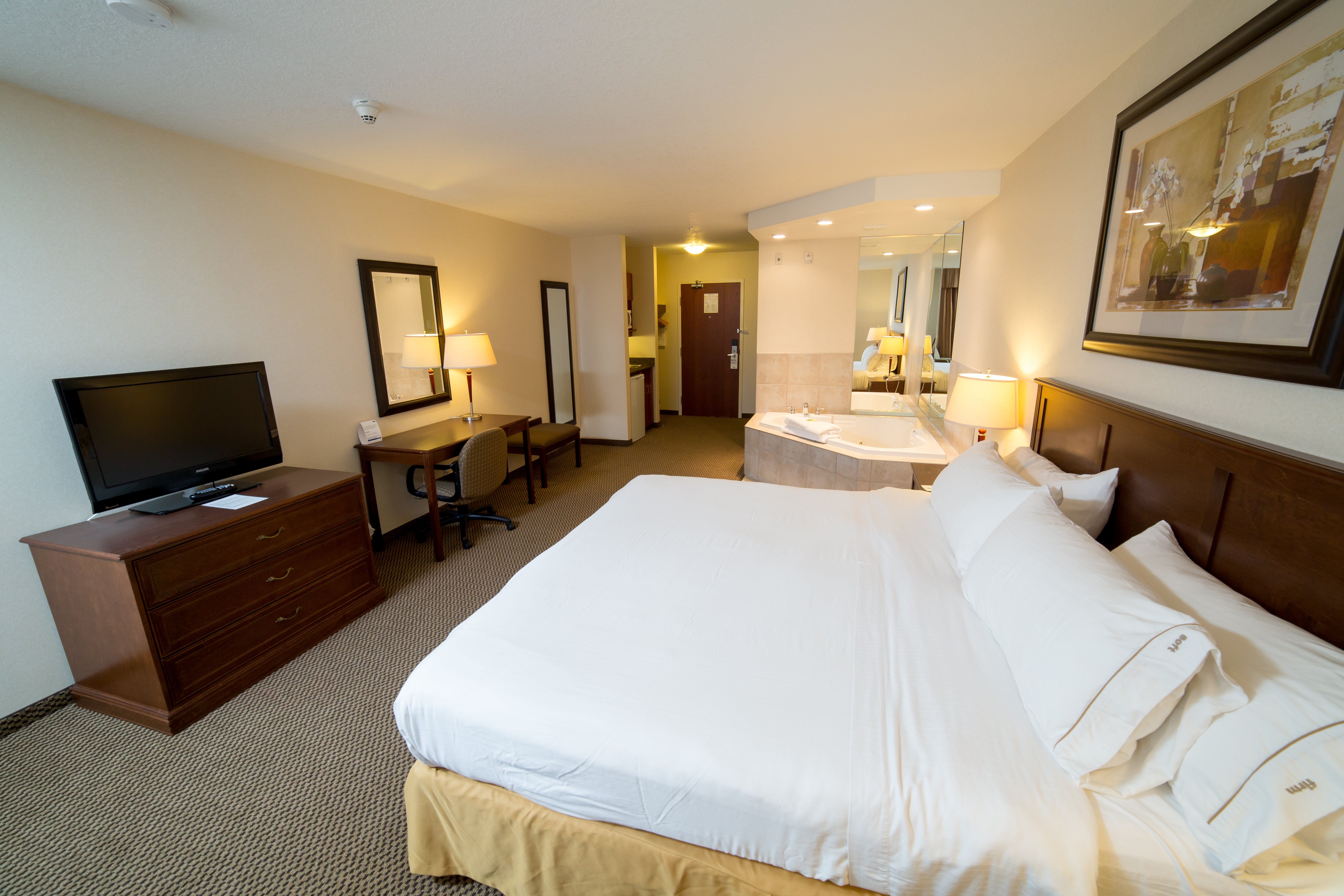 Holiday Inn Express Hotel & Suites Drayton Valley 18/50