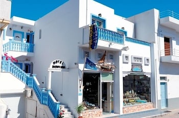Dionisis Studios 3/50