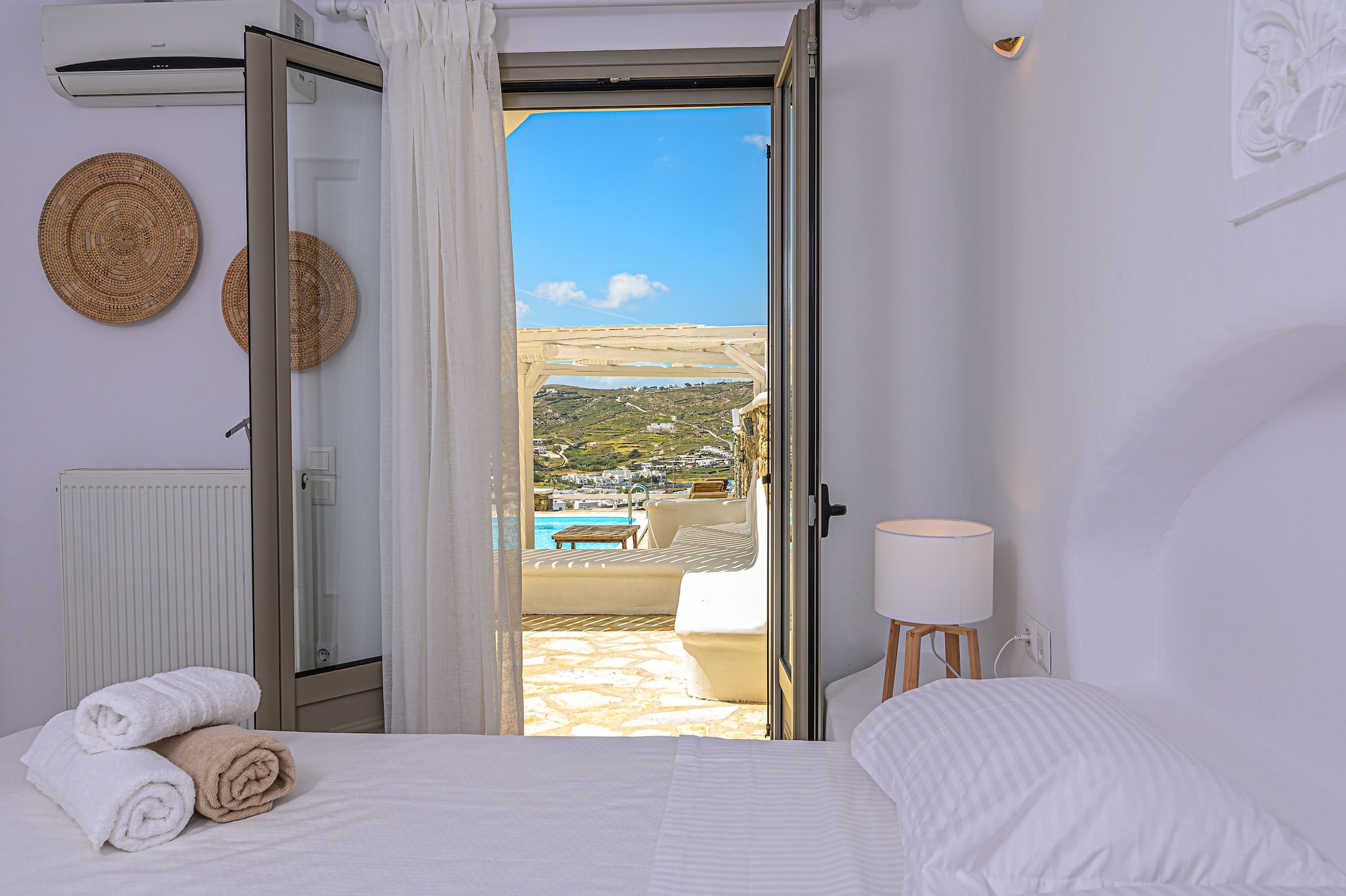 Thalia, 5 Bedrooms, Executive, Villa, Twin Beds, Bunk Bed, 3 Queen Beds, Sofa, Private Pool، 9 Muses Villas Mykonos 5/10