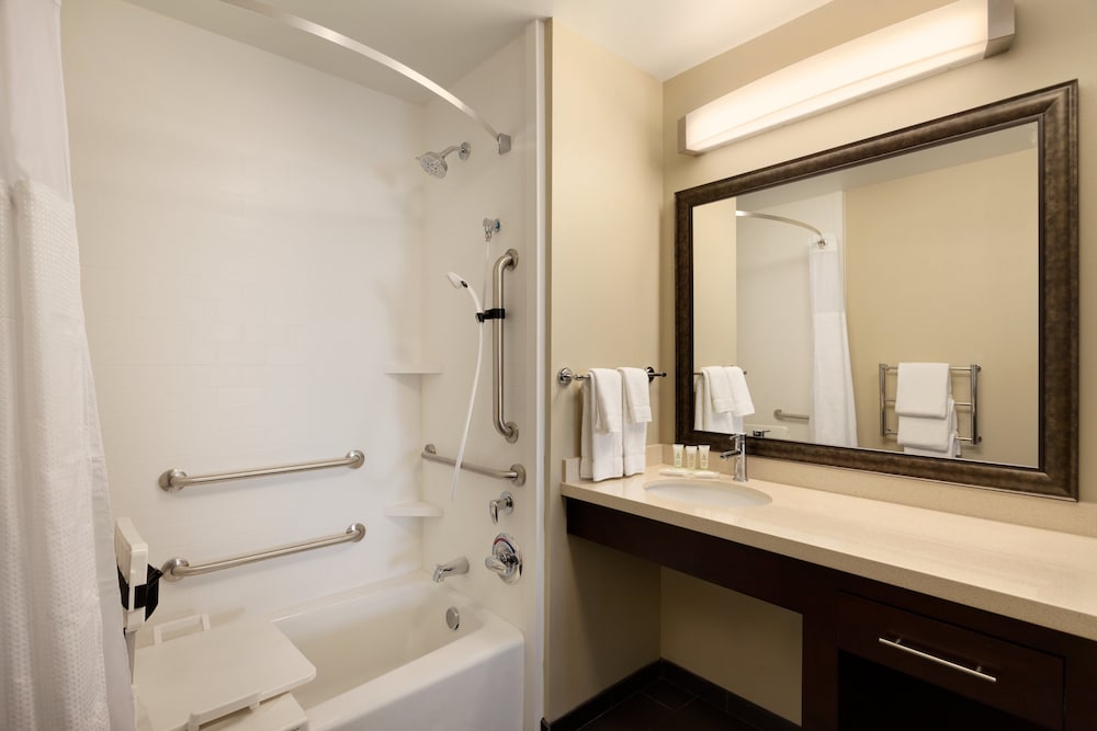 Staybridge Suites MIDLAND 21/49