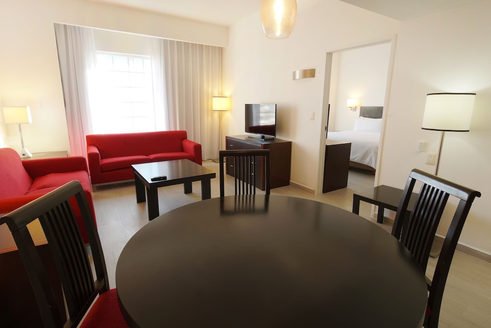 Fiesta Inn Express Ciudad Obregon 38/68
