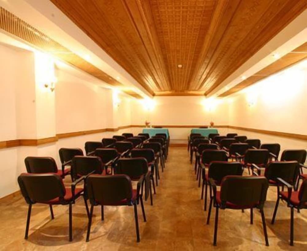 KERME OTTOMAN PALACE 56/68