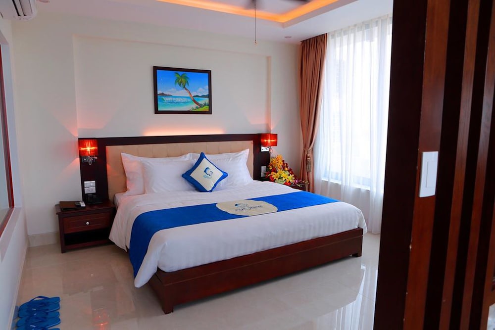 Blue Wave Hotel 13/38