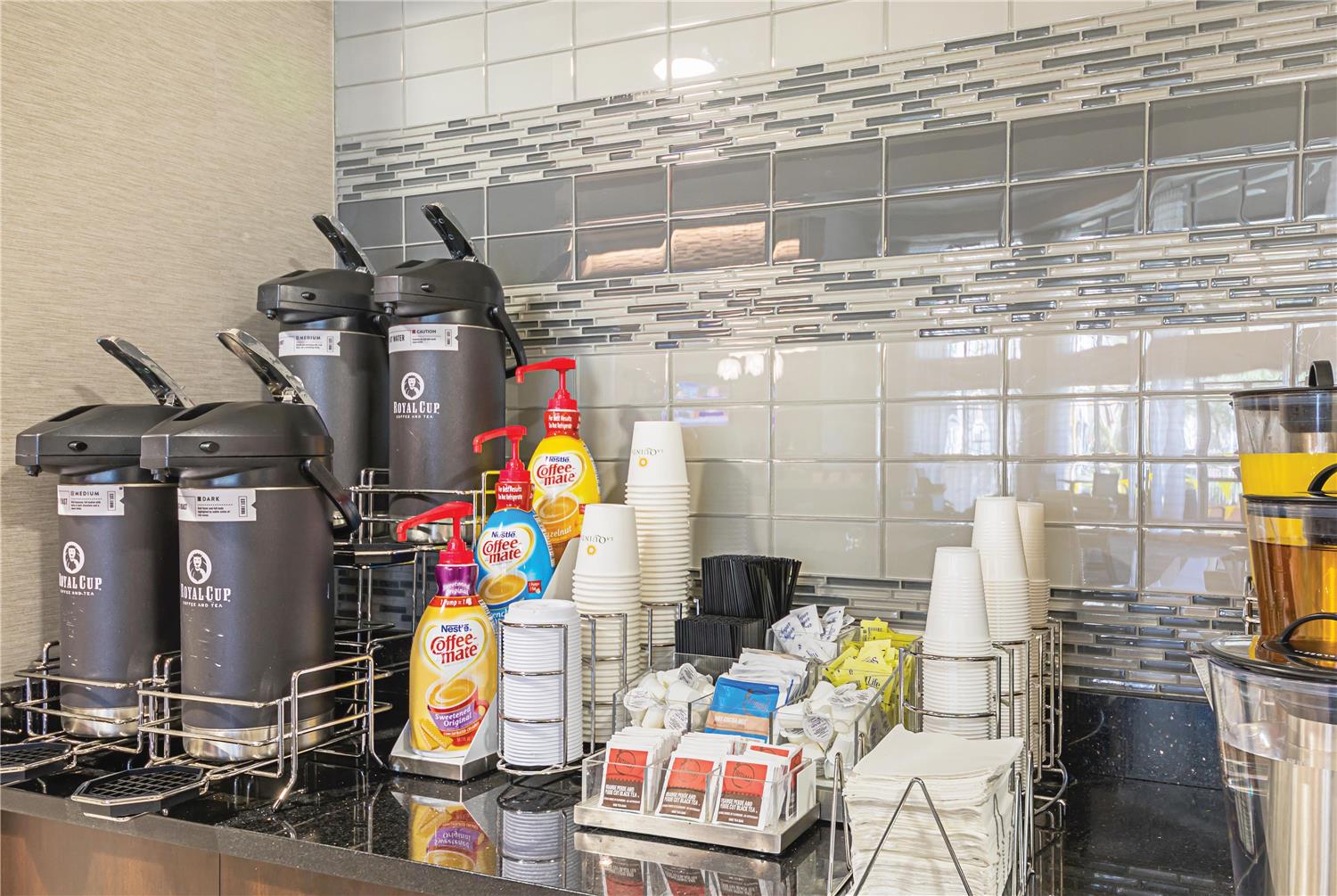 La Quinta Inn & Suites by Wyndham Austin Airport 21/46