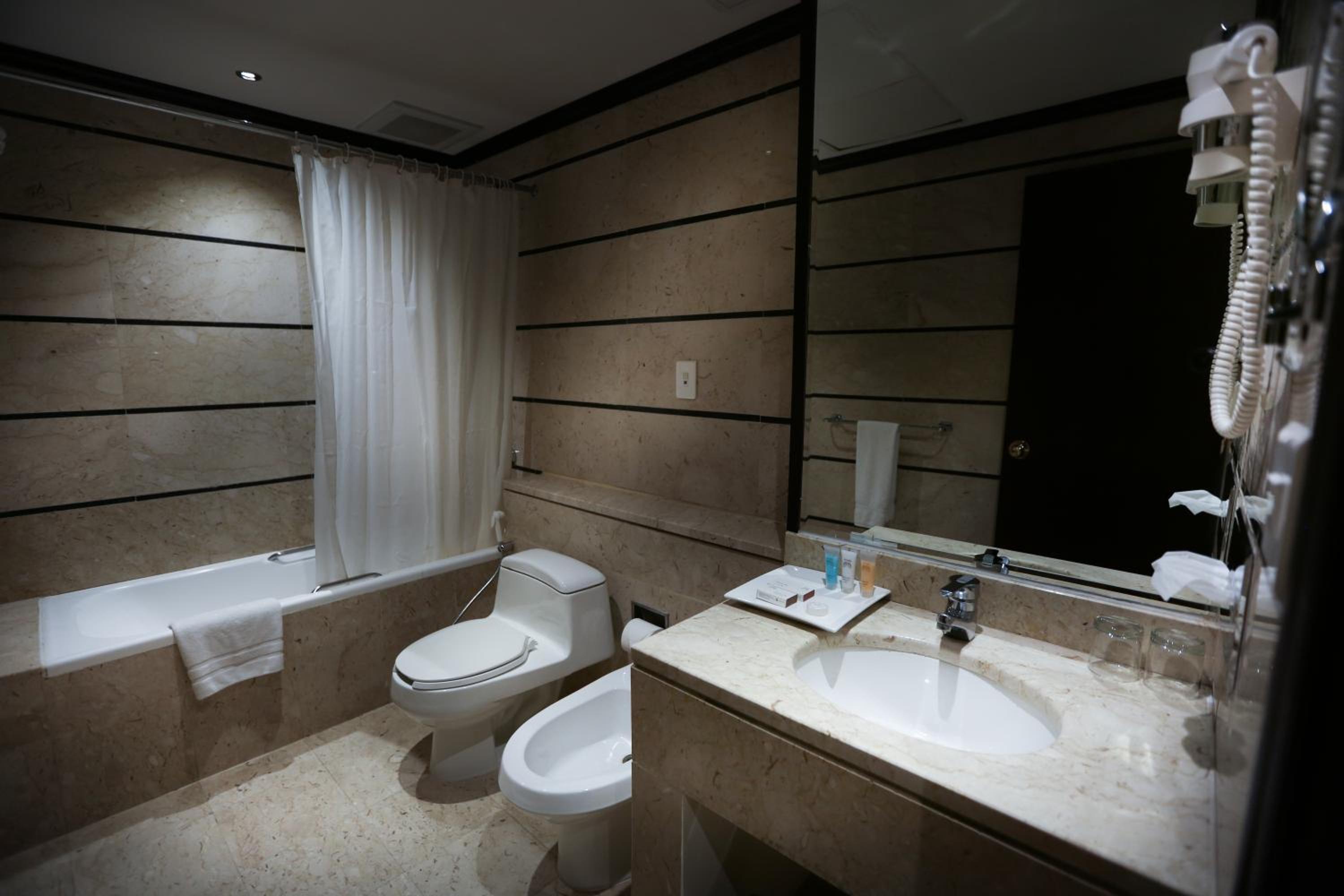 جناح جونيور، هوثورن سويتس من ويندام(Hawthorn Suites By Wyndham Al Khobar) 5/5