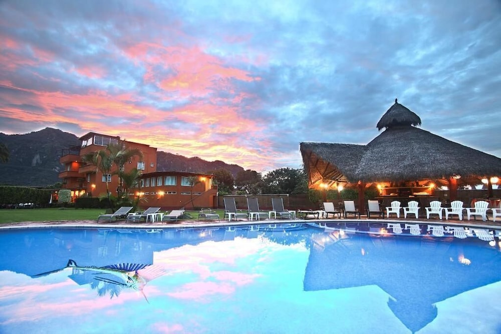 Hotel Real del Valle 44/50