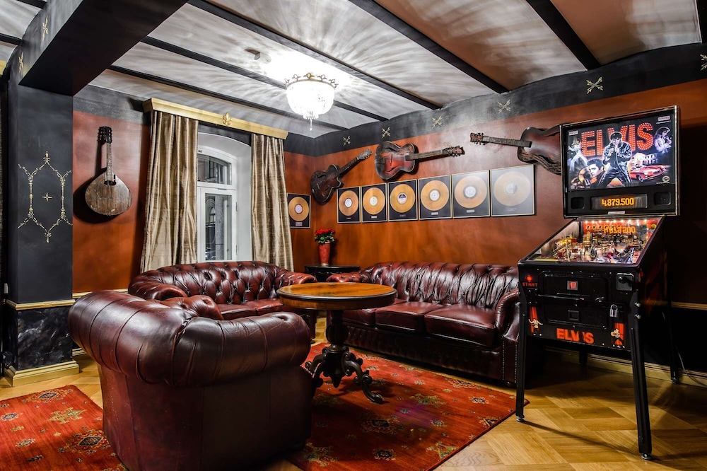 lounge