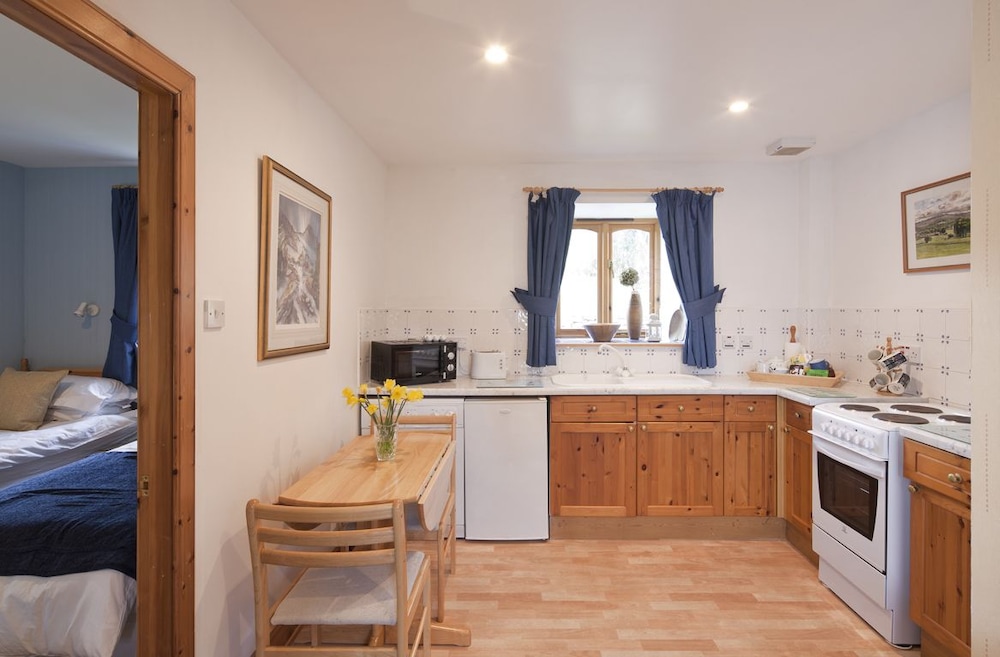 Shegarton Farm Cottages 7/47