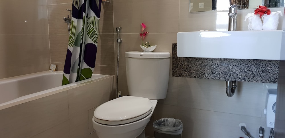 Mactan Newtown With Ocean View 48/50