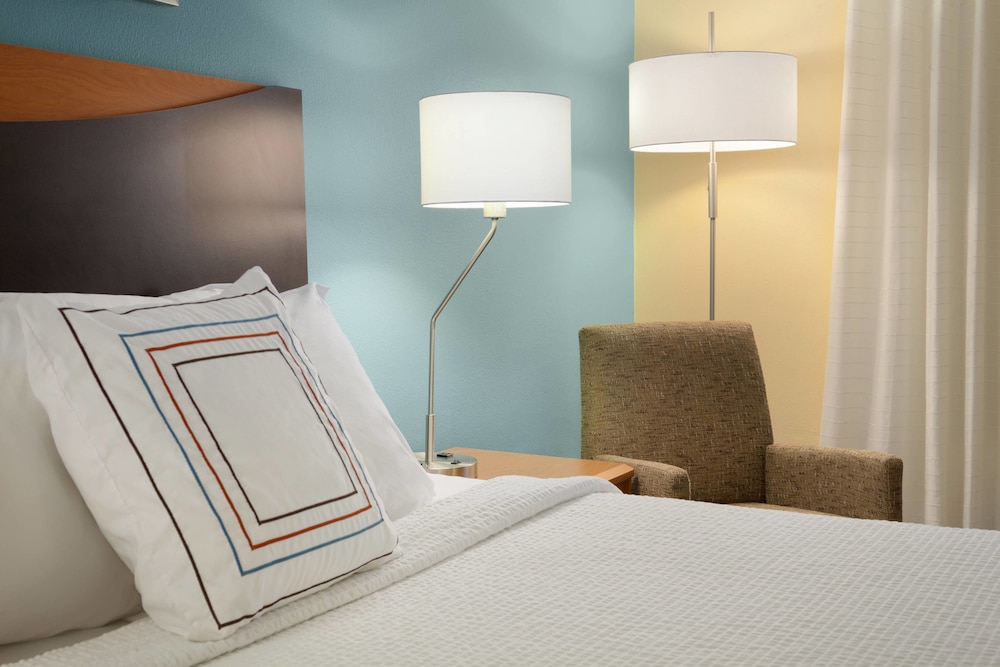 Fairfield Inn & Suites Longview 12/29