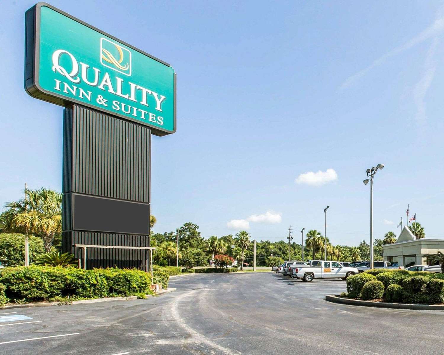 Quality Inn & Suites Waycross 43/45