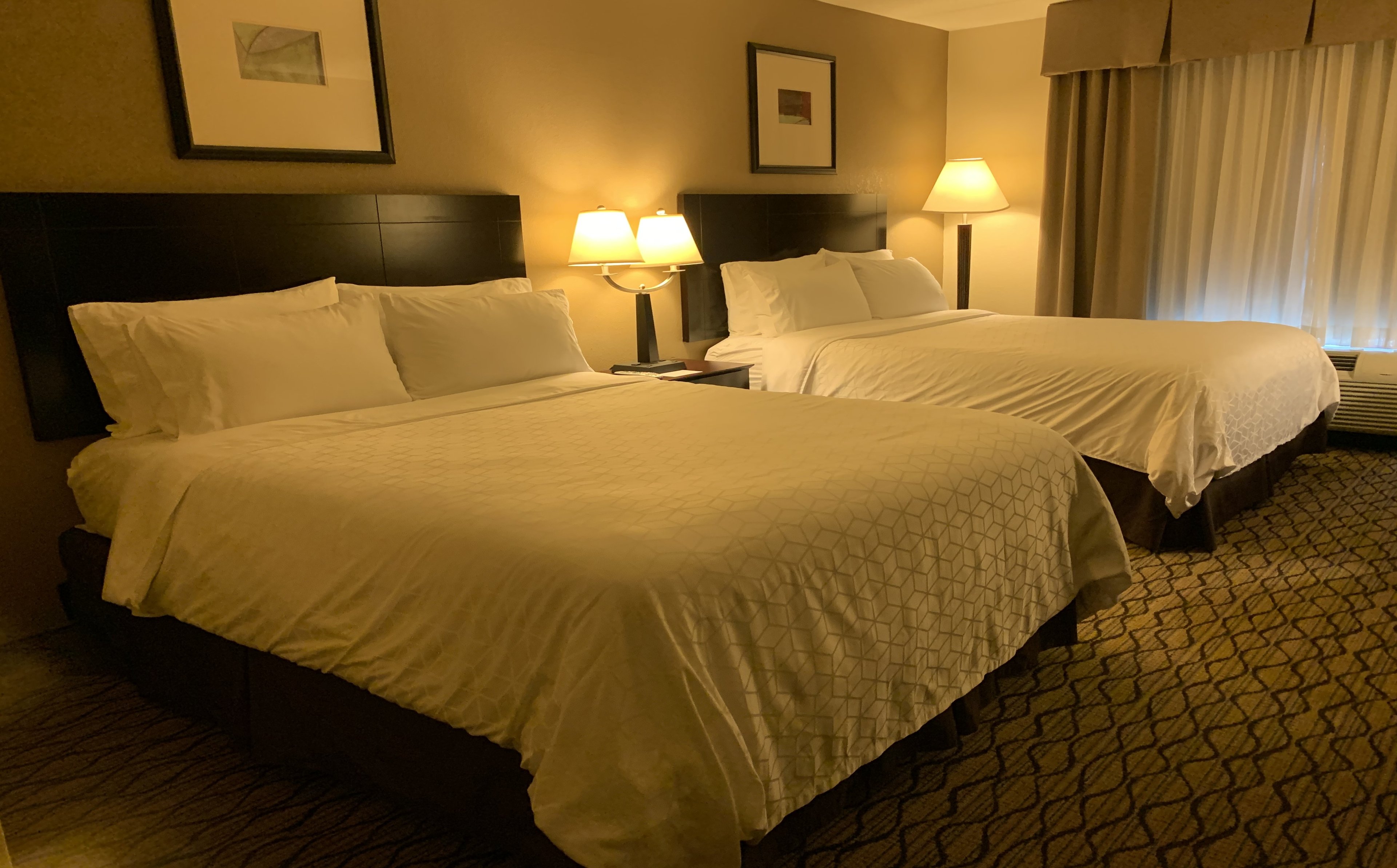 Holiday Inn Express Suites Milford 14/50
