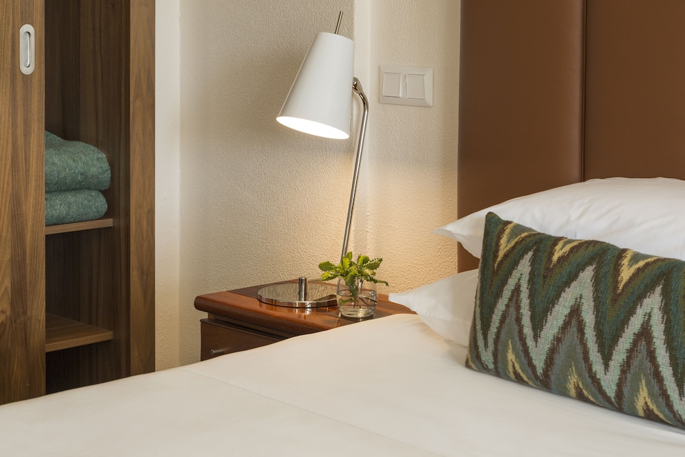 Dom Goncalo Hotel And Spa 8/75
