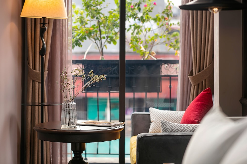 Hanoi Lion Boutique Hotel 44/58