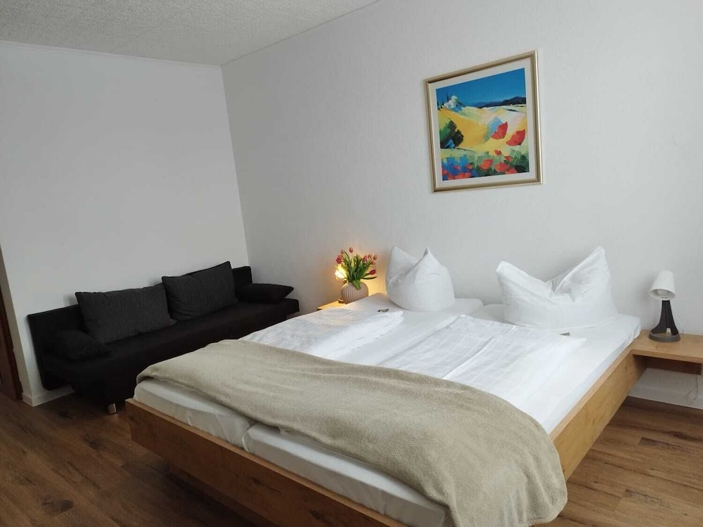 Hotel Sonnenkeller 5/24
