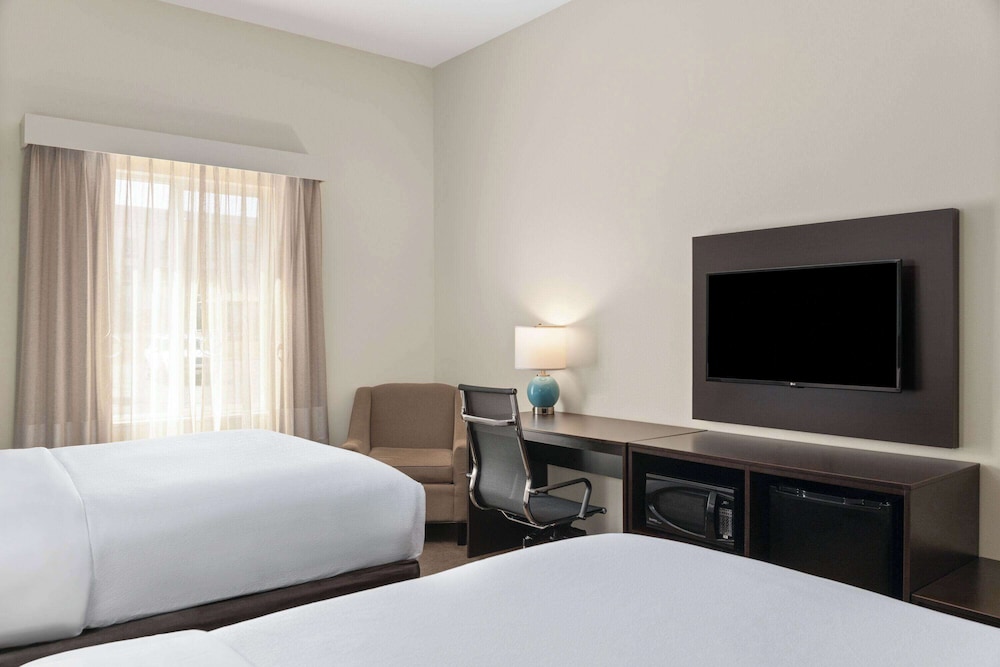 La Quinta Inn & Suites by Wyndham Wenatchee 20/34