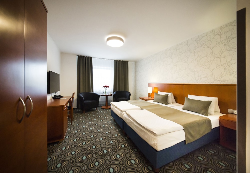 Parkhotel And Congress Center Pilsen 32/70