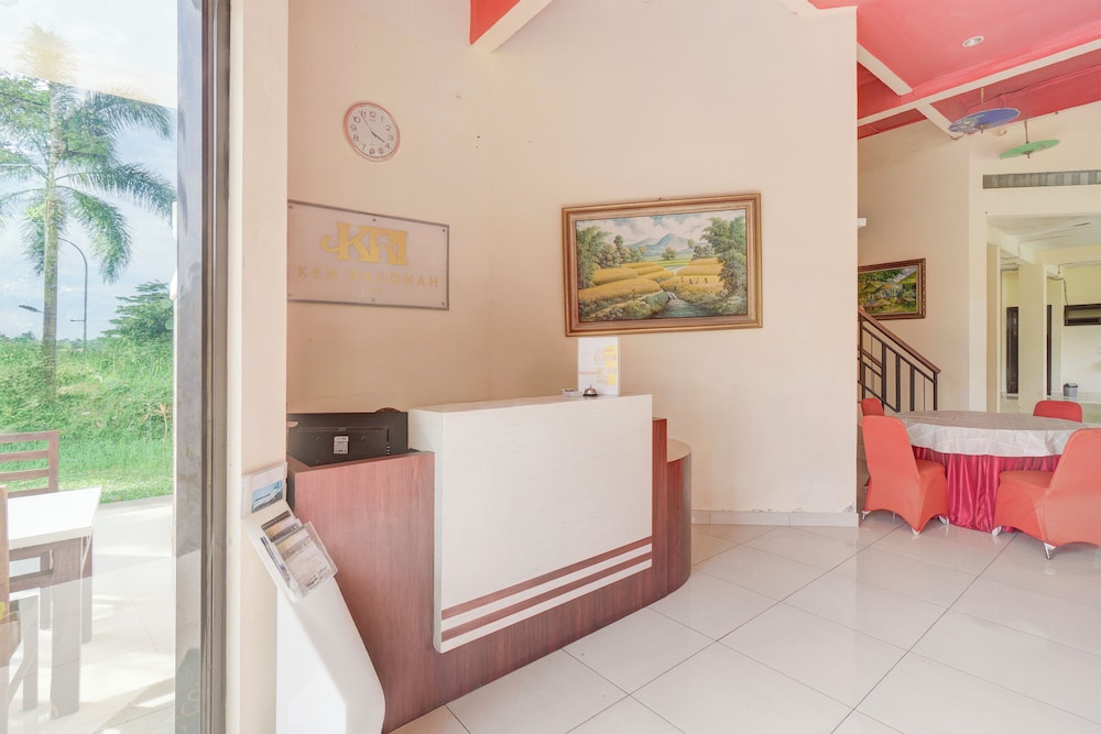 Hotel O Bogor near Taman Safari formerly Ken Raudhah Inn 12/44