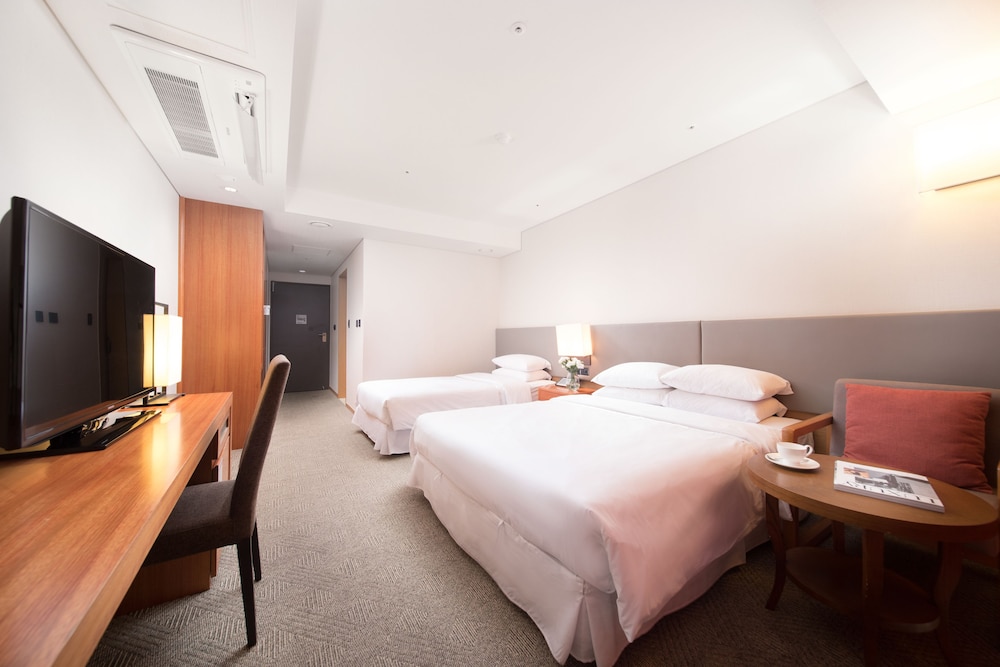Hotel Bareve 18/64