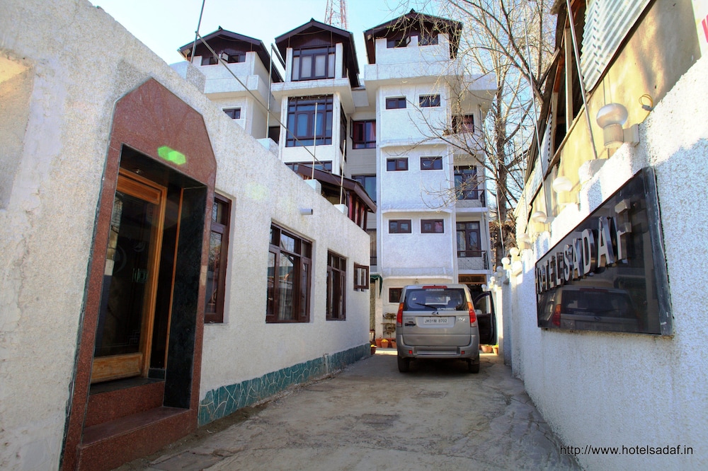 Hotel SADAF 32/45