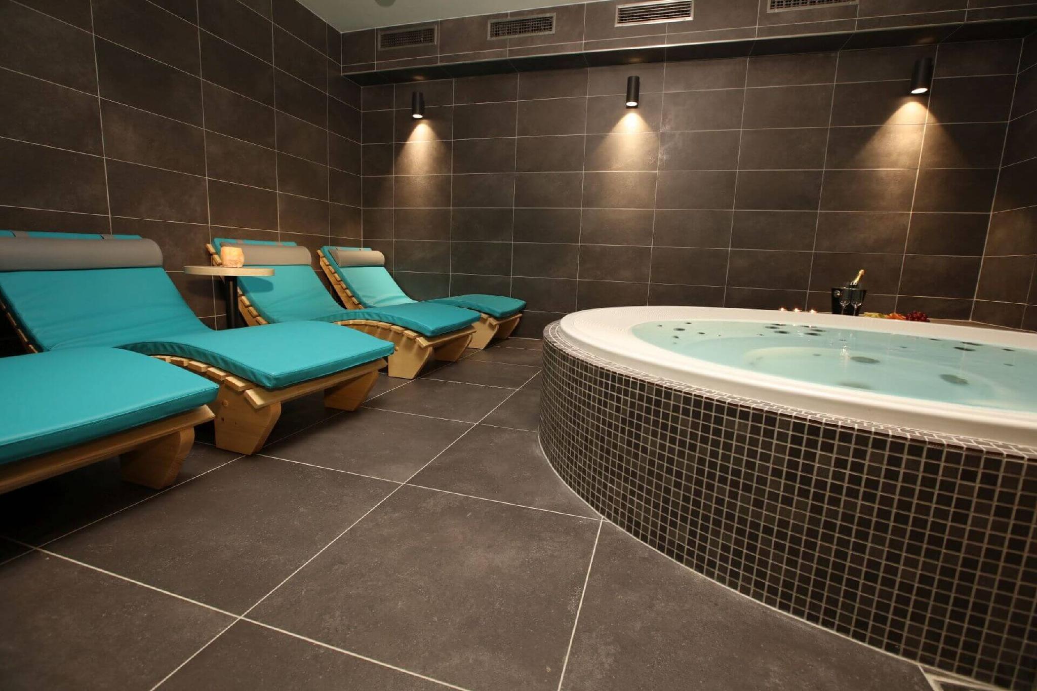 EFI SPA Hotel Superior & Pivovar 11/29