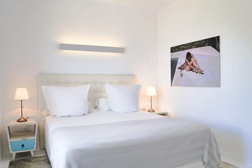 Zhero Hotel 12/55