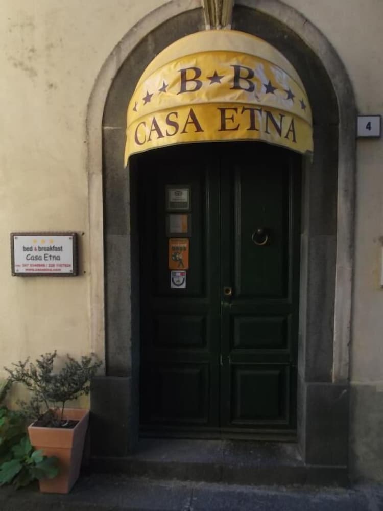 B and B Casa Etna 3/17
