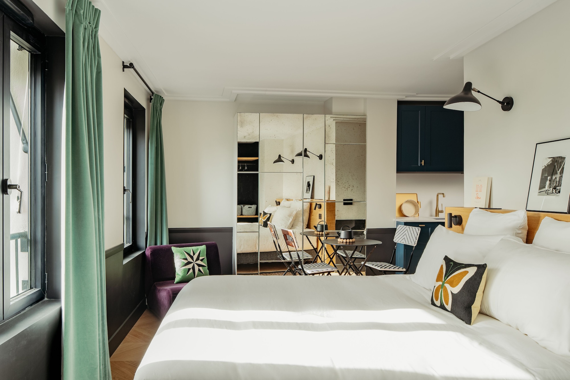 DELUXE, STUDIO, GARDEN VIEW