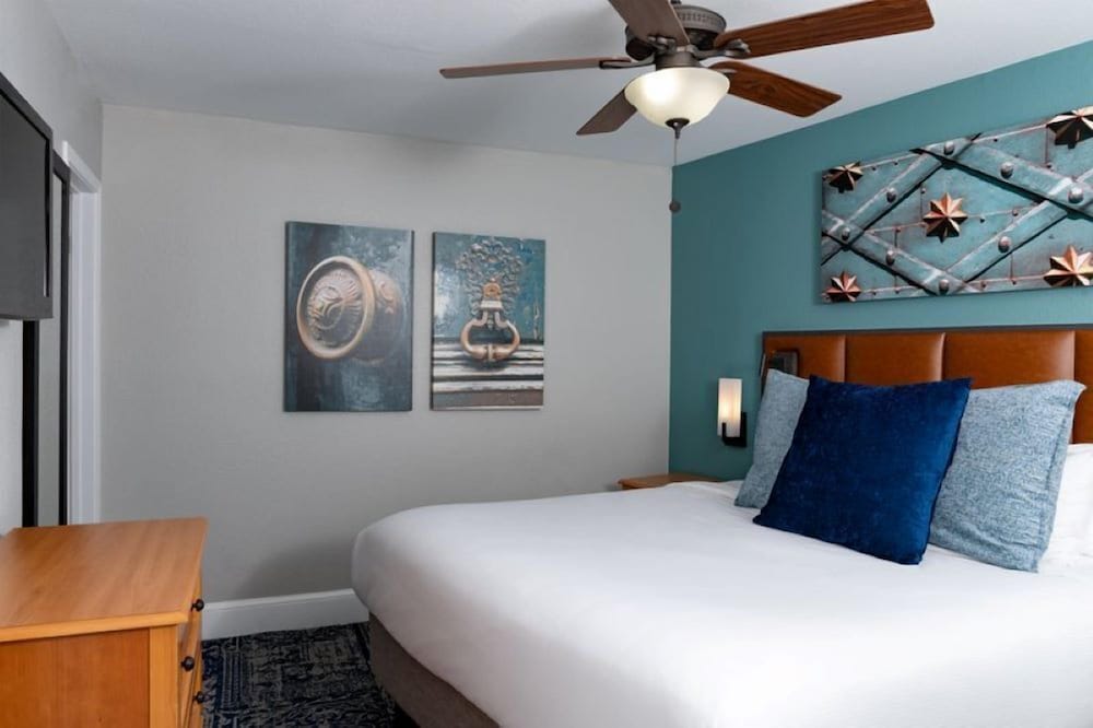 Club Wyndham Riverside Suites 15/36