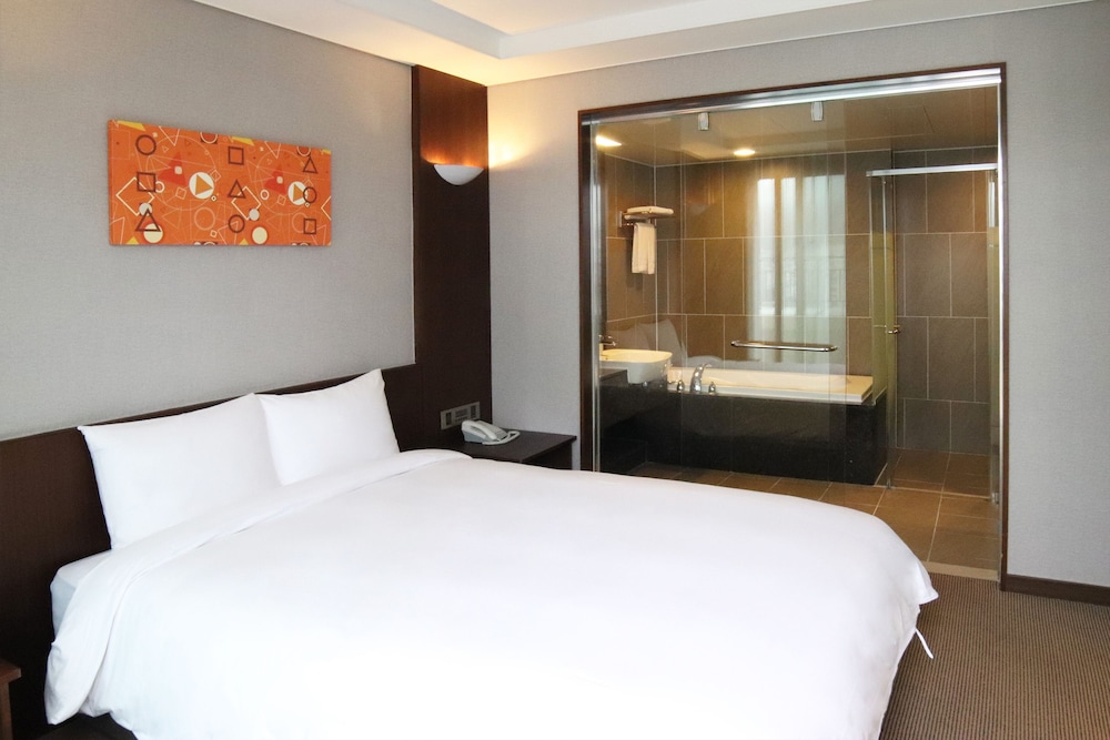 Mstay Hotel Jeju 31/64