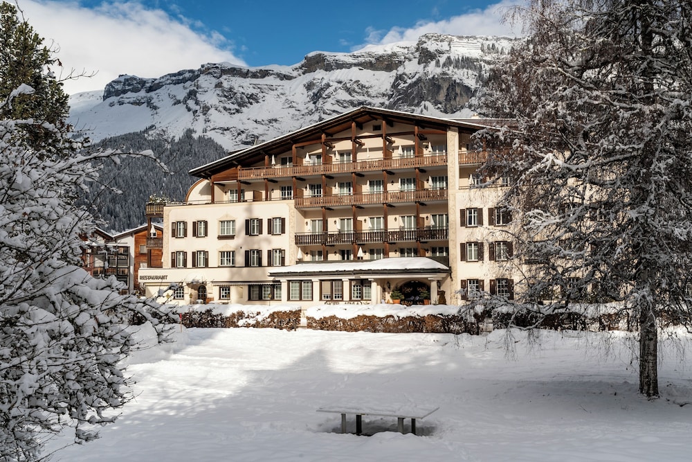 Hotel Adula in FLIMS