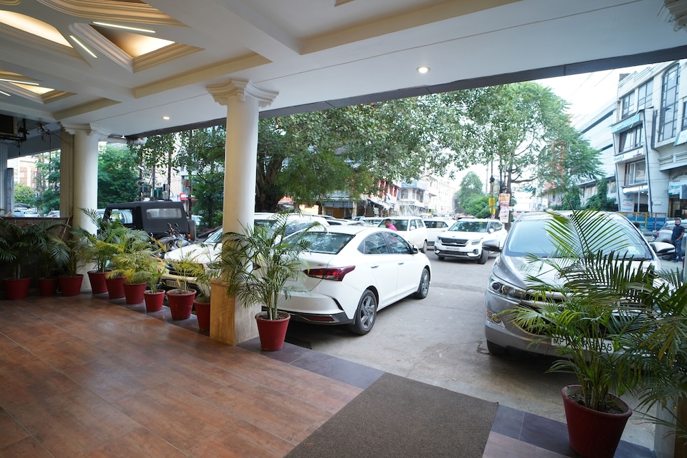HOTEL GK PALACE 22/25