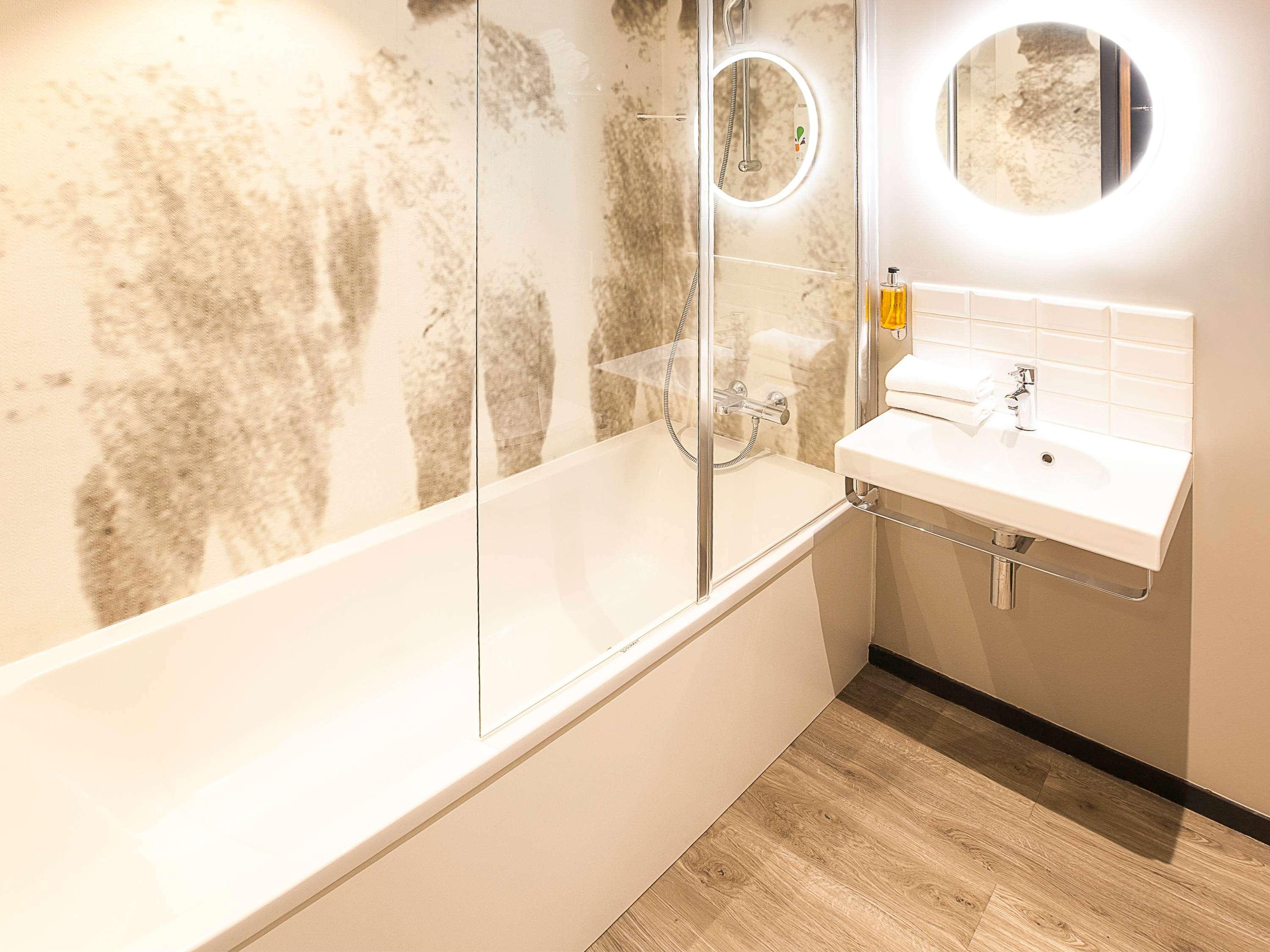 جناح عائلي قياسي بسرير مزدوج مع أريكة، Ibis Styles Paris 16 Boulogne 4/4