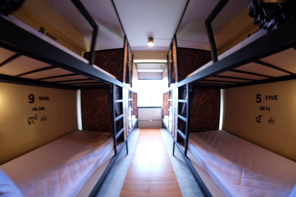 Hide Bangkok Hostel 46/69