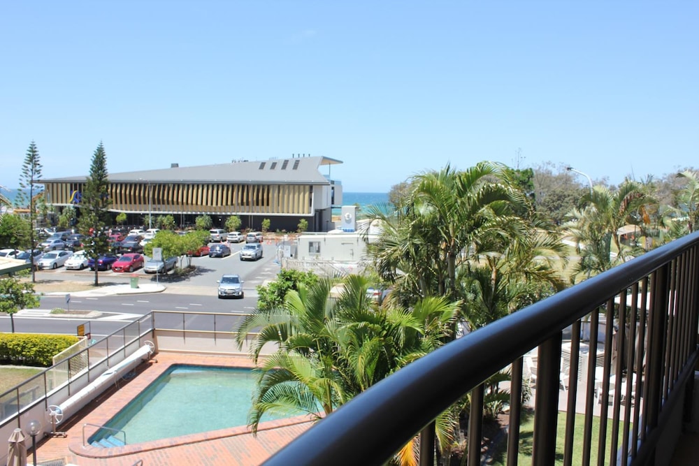 Voyager Resort 3/44