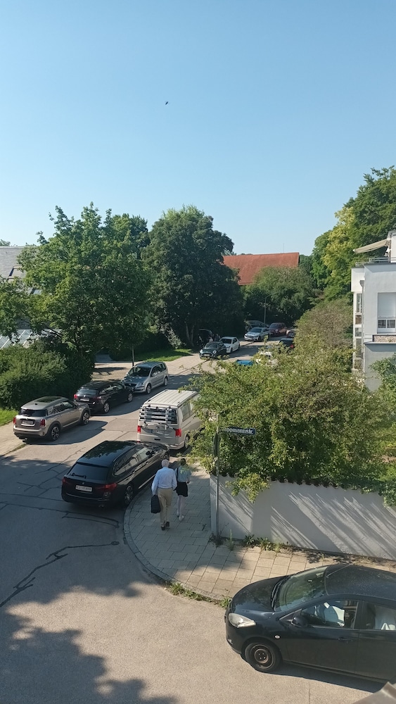 Hotel Laimer Hof Nymphenburg Palace Munich 57/60