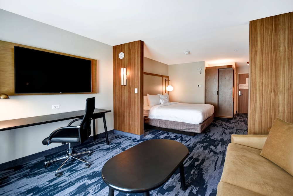 Fairfield Inn & Suites By Marriott Plymouth 43/54