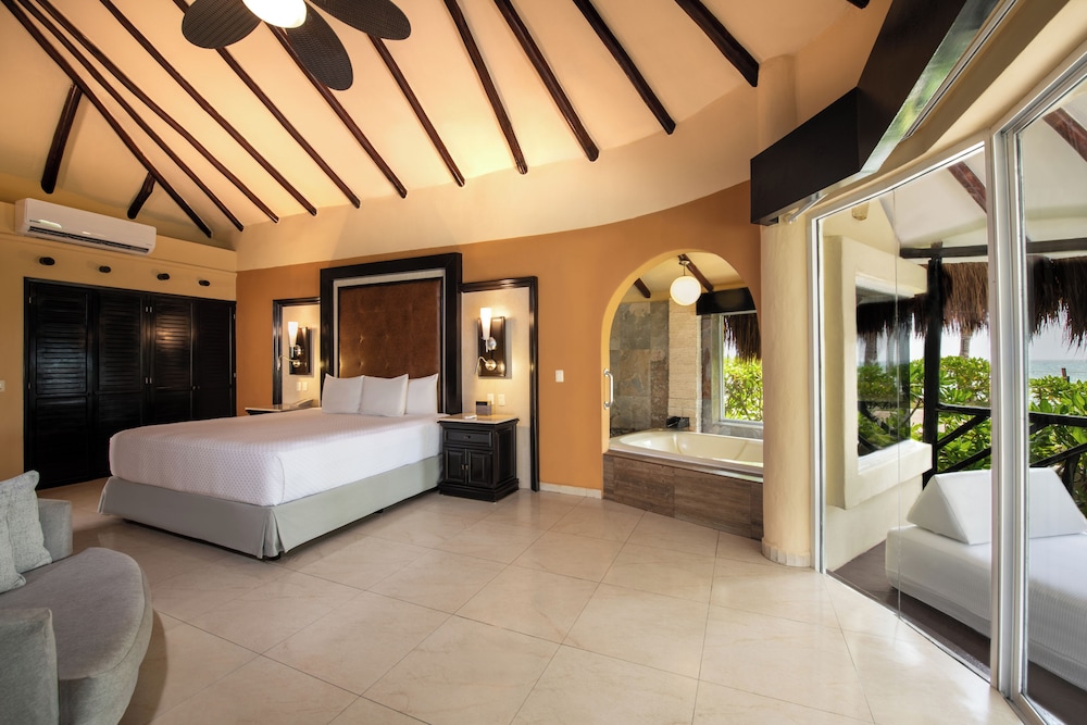 Casita, Suite, King Bed, Beach Front