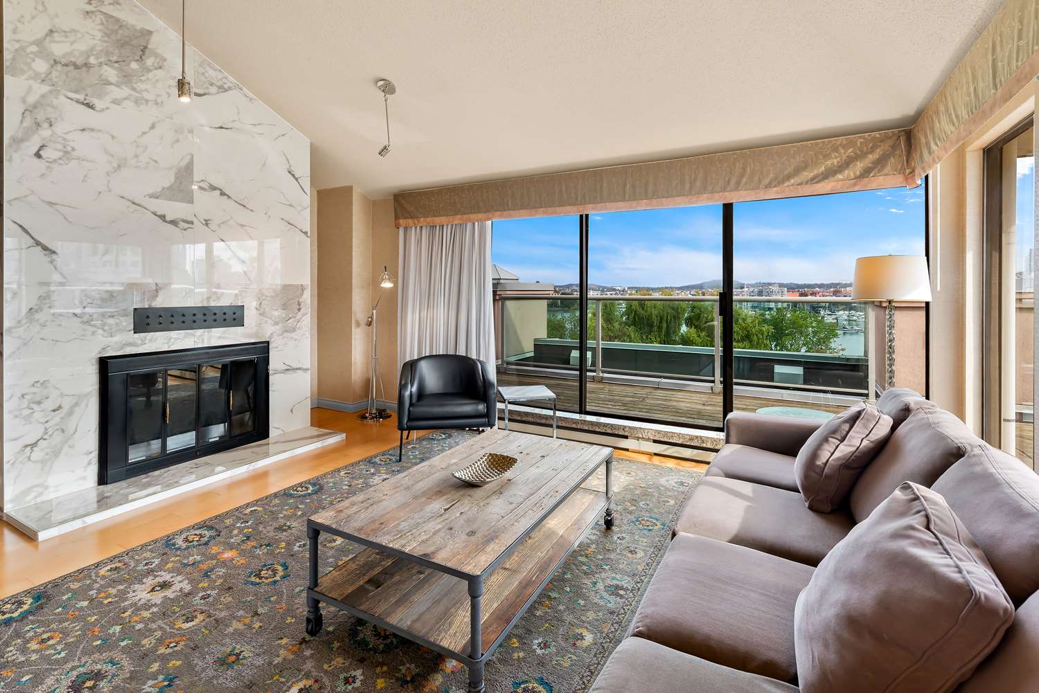 Best Western PLUS Inner Harbour Hotel 25/47