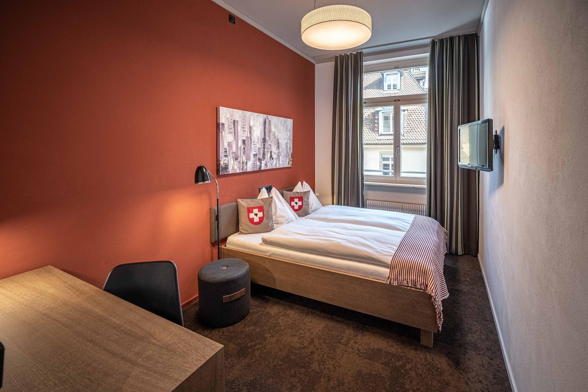 Xs, Double Bed