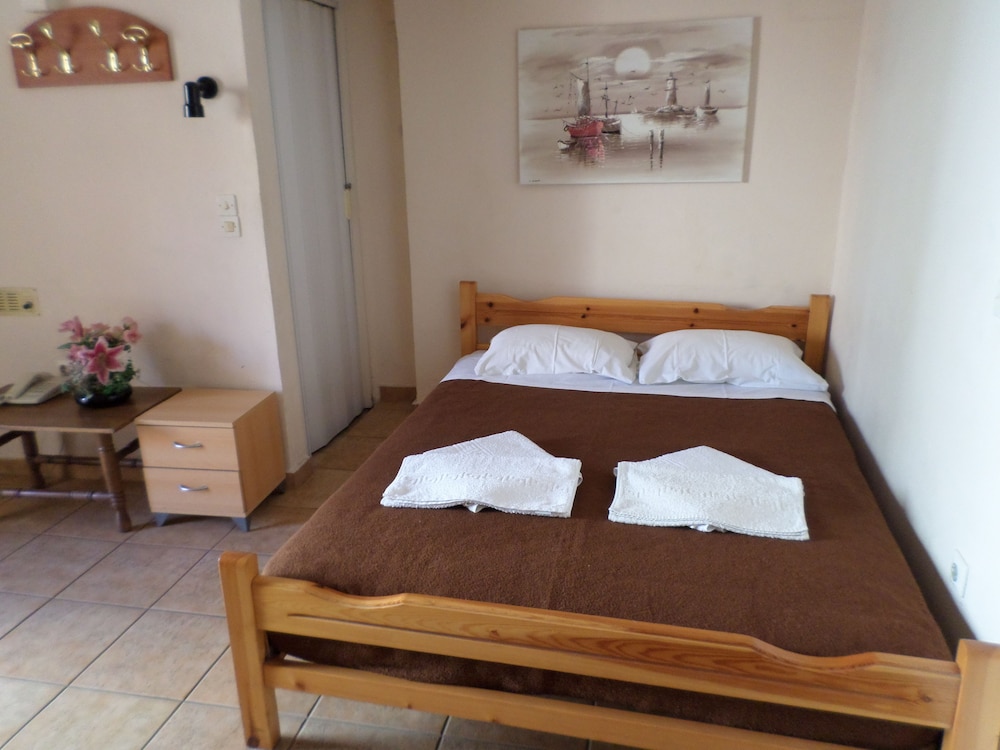 Tina Hotel 23/50