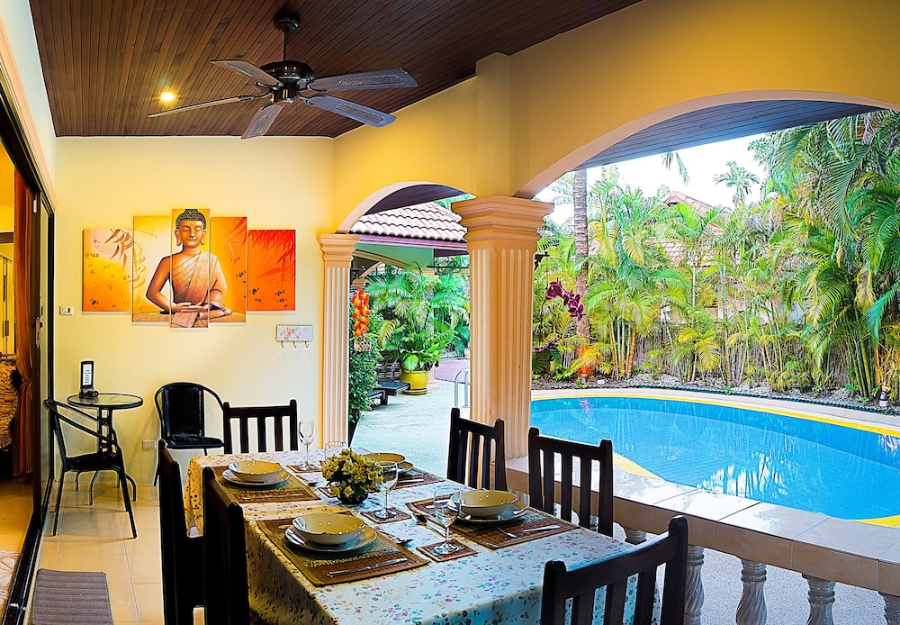 Coconut Paradise Villas 36/50